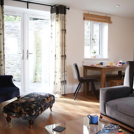 Burgess Yard 2-Bedroom Cottage, Bath Kültér fotó