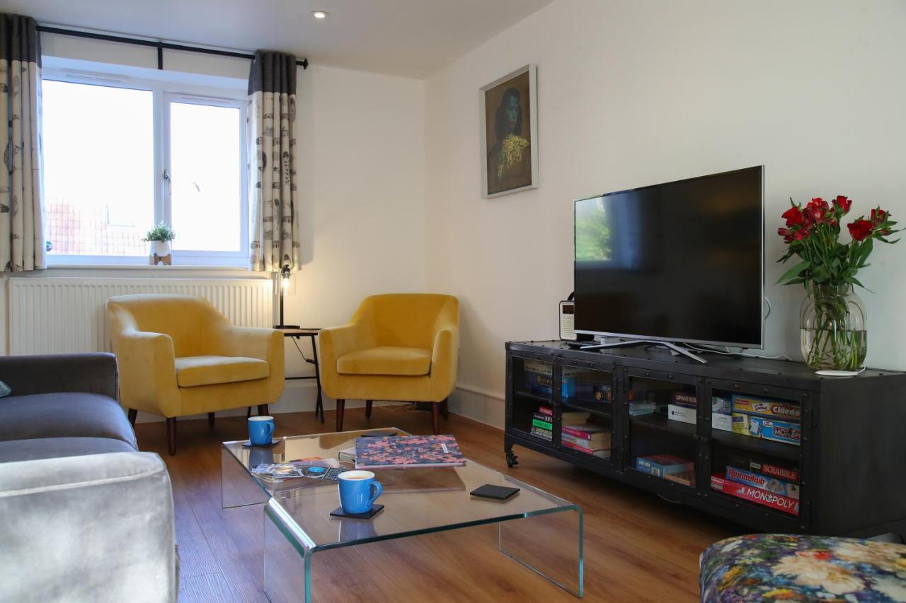 Burgess Yard 2-Bedroom Cottage, Bath Kültér fotó