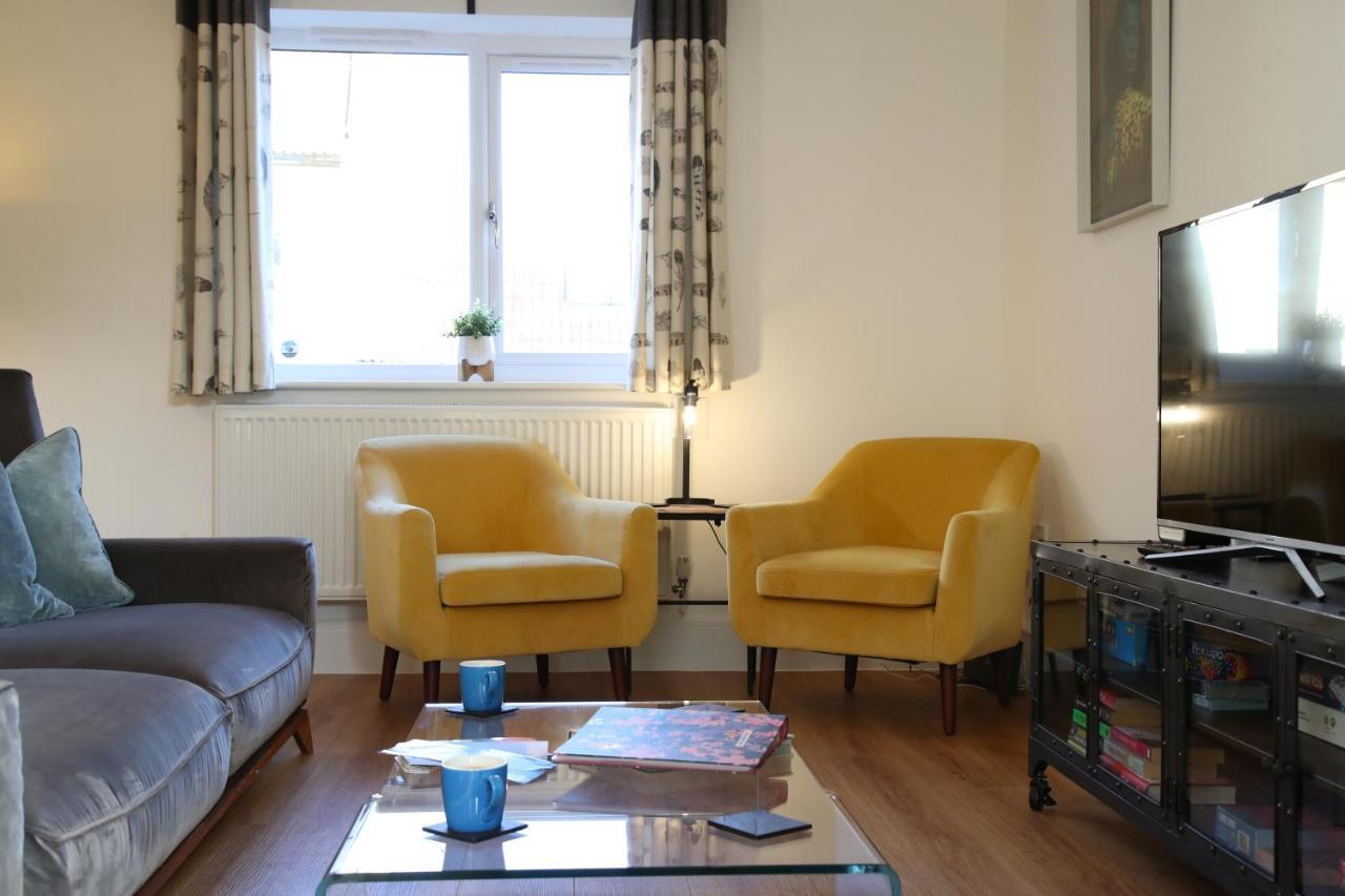 Burgess Yard 2-Bedroom Cottage, Bath Kültér fotó